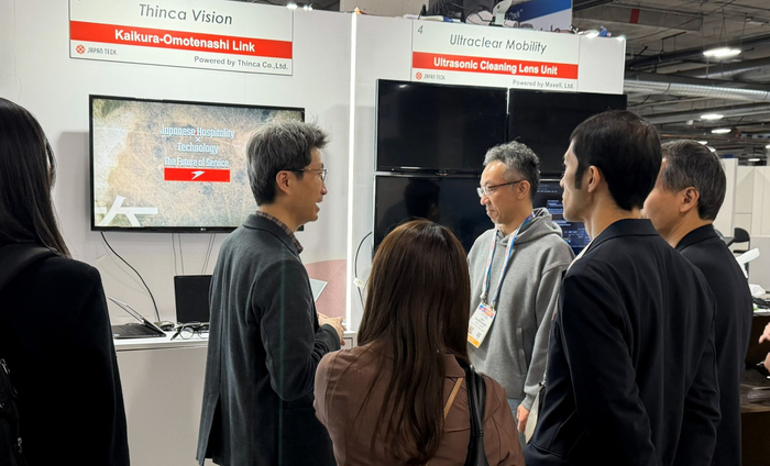 CES 2026開幕初日から、多くの来場者が訪れるシンカの展示ブース