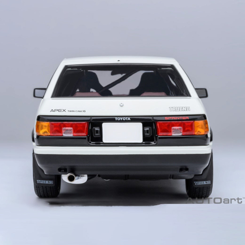 ミニカー AUTOart 1/18スケール トヨタ スプリンター トレノ (AE86) 「頭文字D」