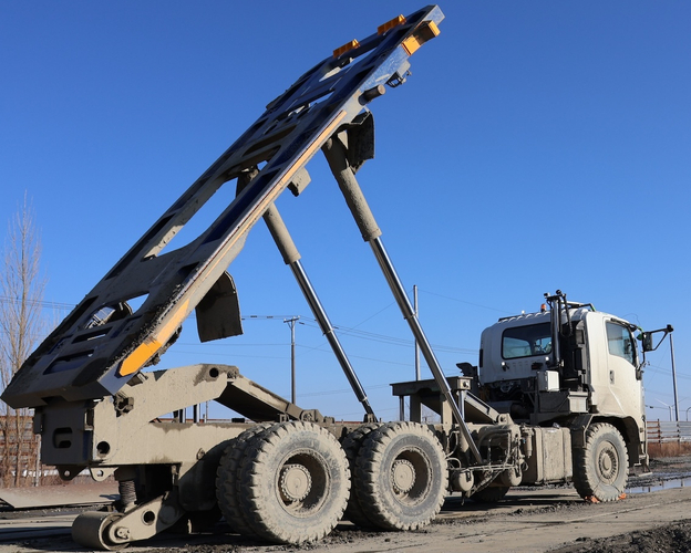 NICHIJO製 構内用ダンプトラック　NT500LD　Allison4440搭載　画像2