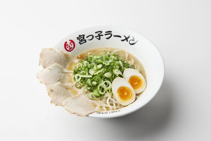 煮玉子ラーメン1010円&rarr;680円