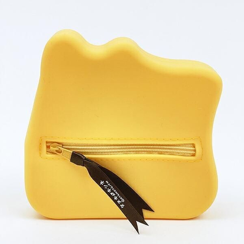 タヌキとキツネグッズ特集