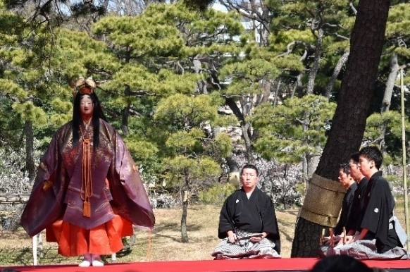 過去の「宝生流能楽公演」の様子