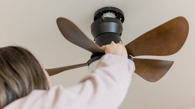 取り付けやすい「軽量設計」