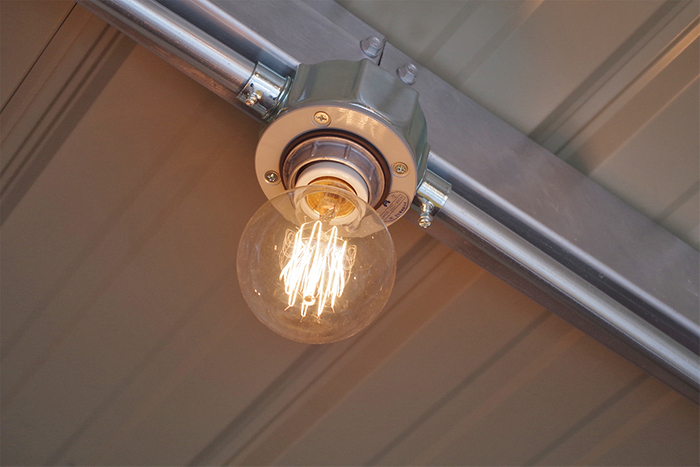 フィラメント電球(4箇所)