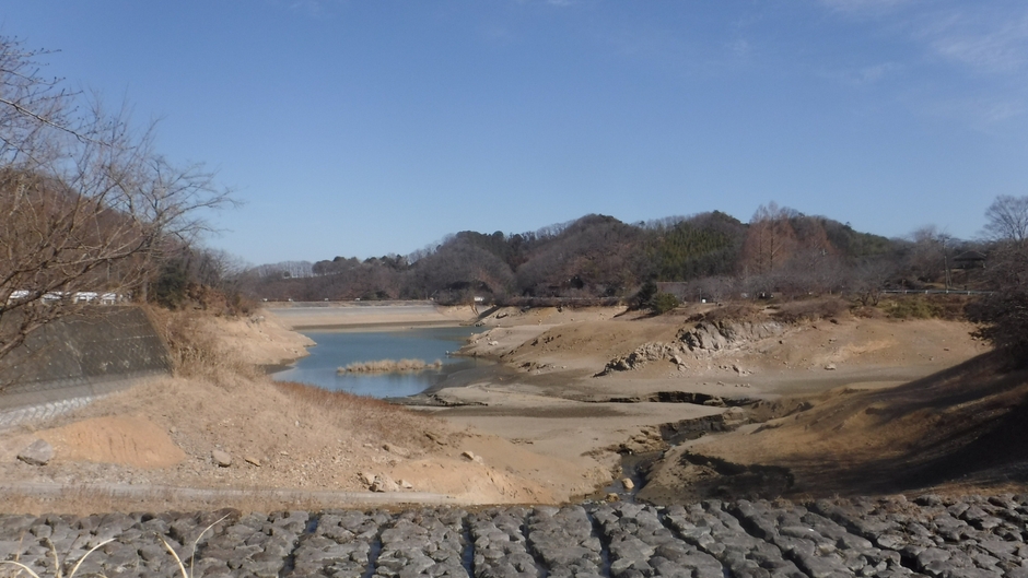 水が少ない2026年2月13日の大塩湖