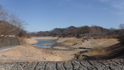 水が少ない2026年2月13日の大塩湖