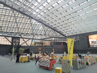 新宿三角広場マルシェ開催！4/21（水）22（木）23（金）出店してみたい方を募集中！