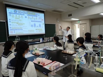 土曜日、学校は「学びのハブ」になる　 生徒が自ら講座を選ぶ体験プログラム「ツナグヒ」開始