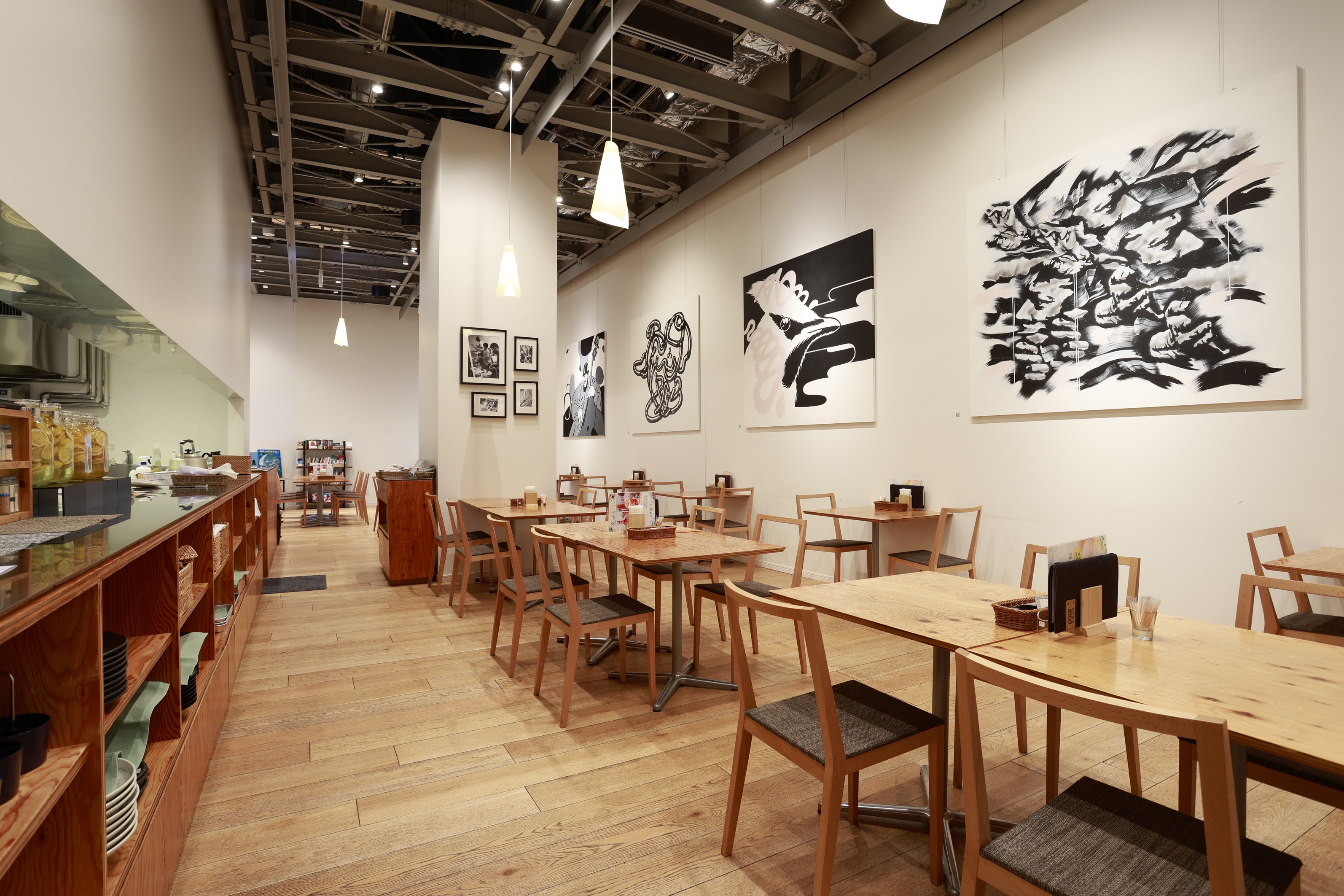 「SACULA DINER」店内の様子