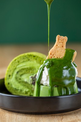 抹茶プリンとロールケーキ 1,050円