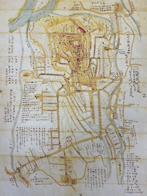 修復が完了した小諸城城下町絵図公開