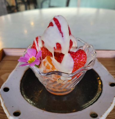 いちごとみかんのホワイトチョコがけ