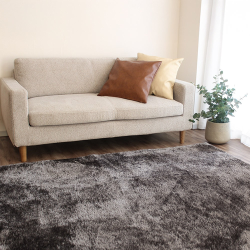 チャコールグレー