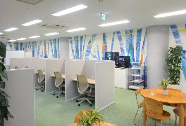 AI Village内観（1名半個室＜画面左手から中央＞）