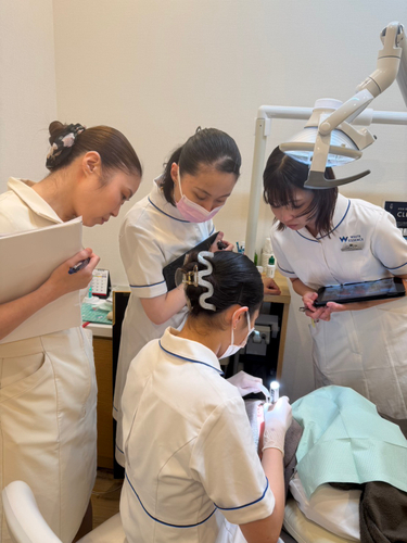 歯科衛生士が現場で学ぶ教育風景