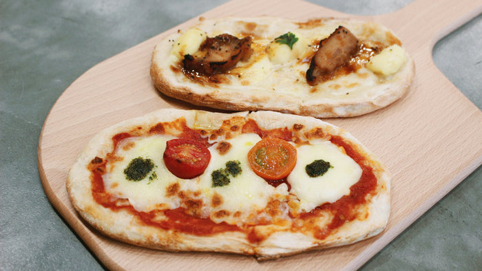 PEAceNUTS　Caf&eacute;