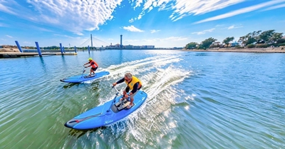 この夏、大阪の海で激走バトル！足で漕ぐ新感覚SUPで王座を競う「HOBIEタイムトライアル」大阪北港マリーナで7月1日（水）より開幕！