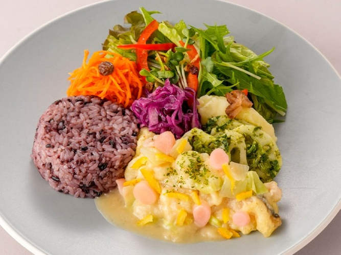 タラのフリット 岩下の新生姜とキャベツのソース