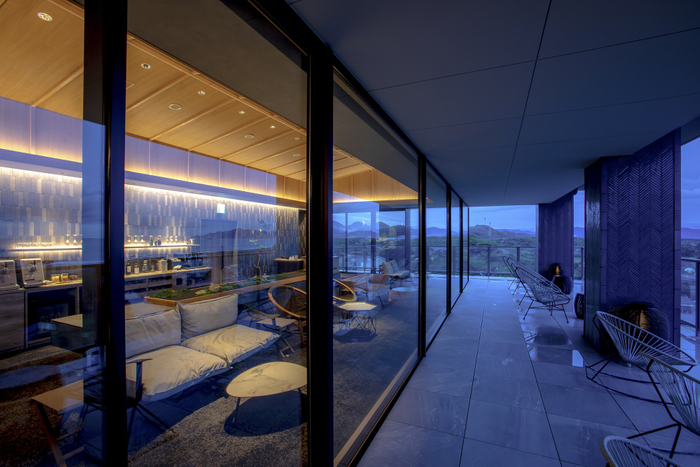 夜はナイトラウンジとしてもご利用いただけます