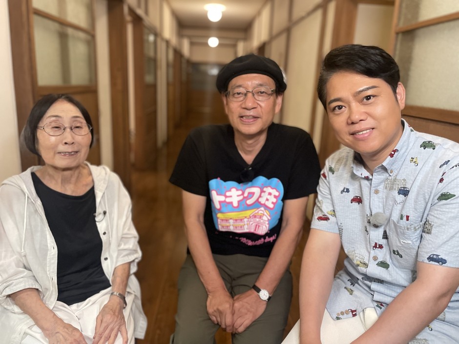 左から水野英子さん、 小出幹雄さん、三山ひろしさん