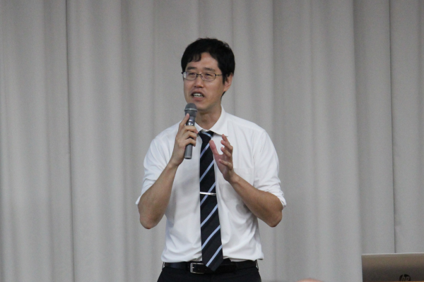 川畑主任研究員