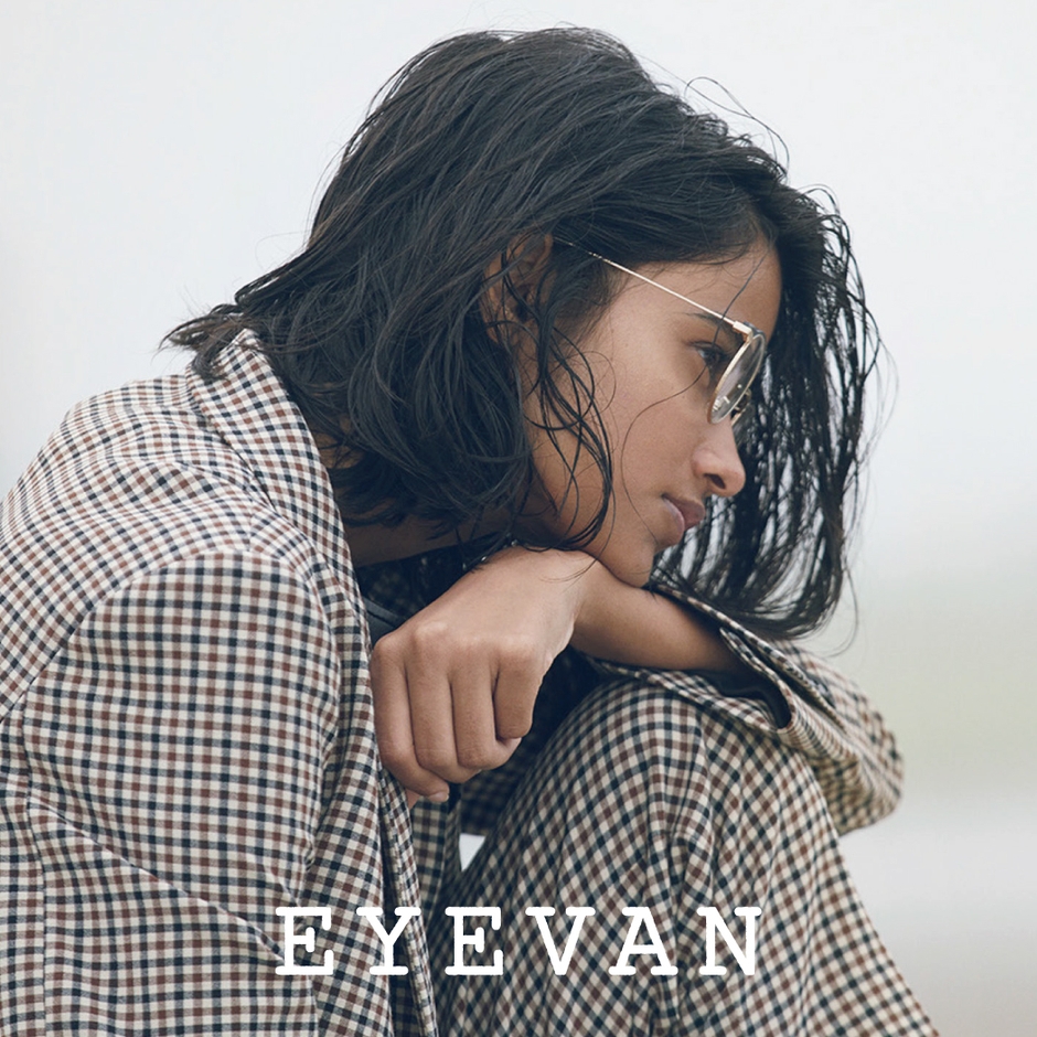 ■〈EYEVAN〉