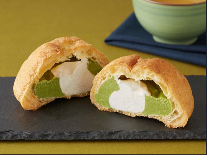 天空の抹茶シュークリーム　イメージ