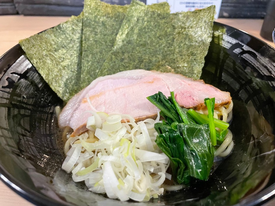 白　