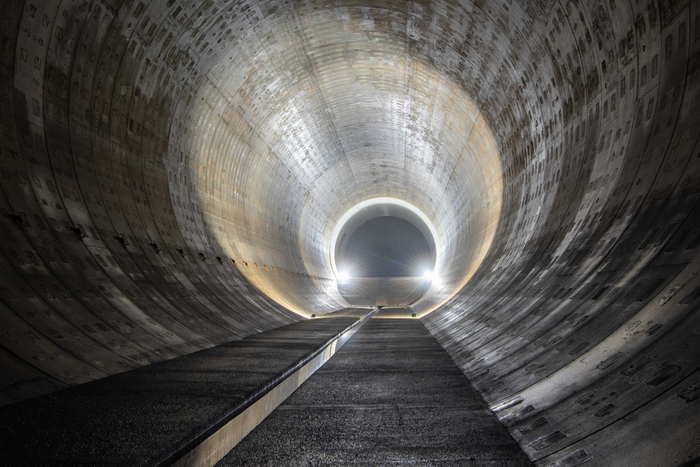 地下トンネル（調節池）