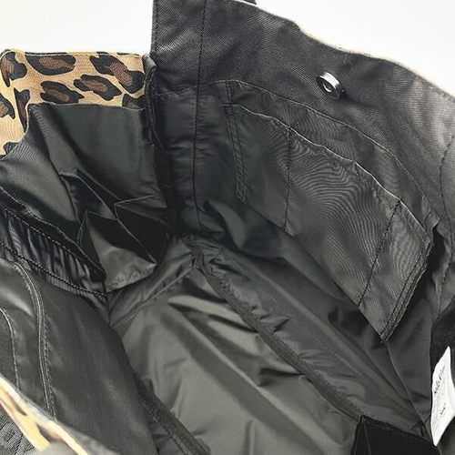 サンリオのハローキティのおしゃれで華やかなトートバッグ