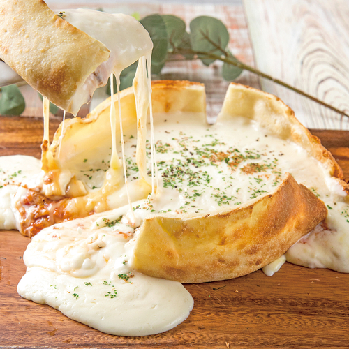 チーズ専門店のシカゴピザ（1,190円～）