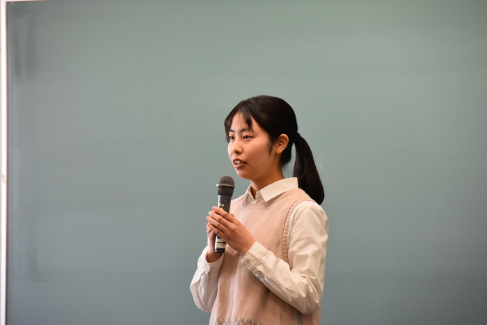 挨拶する木全さん