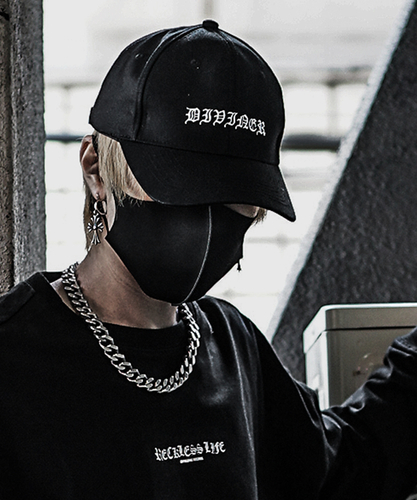 【BlackLetter】 Embroidery Cap　/　ブラックレターキャップ