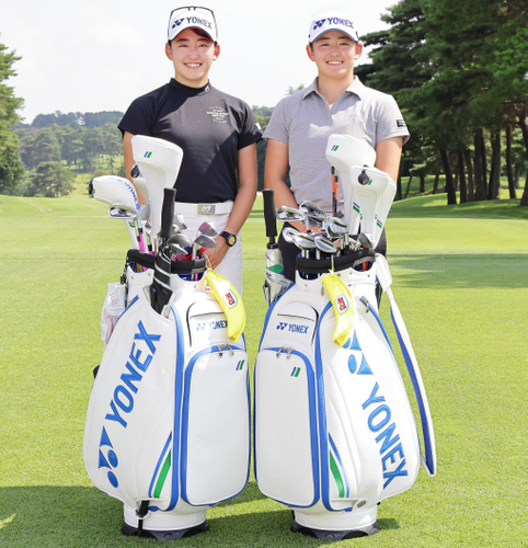 岩井千怜(左)、岩井明愛(右)