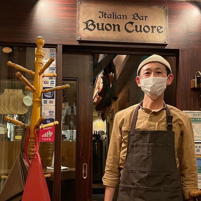店 主 堀田奨