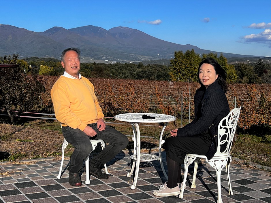 井上雅夫さん ・ 田口あきこ(日本ワインなび編集長)