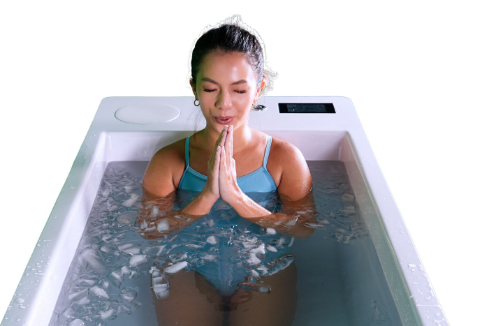 水温3℃で超冷水浴