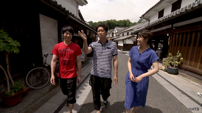 おにぎりあたためますか　岡山の旅 Blu-ray(左から戸次重幸、大泉洋、室岡里美) &copy;HTB