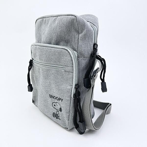 スヌーピーのショルダーバッグ