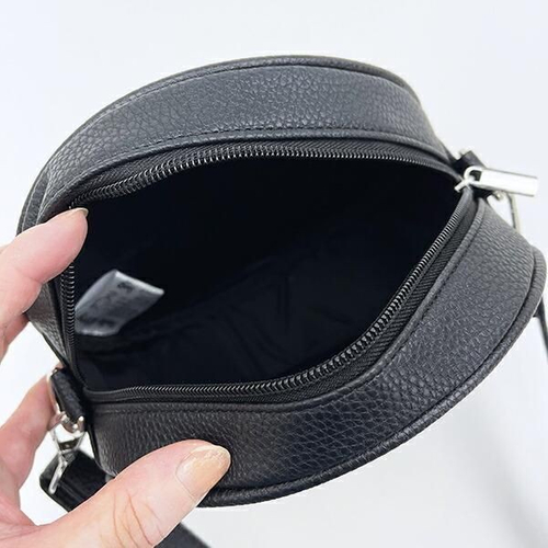 キティちゃんのバッグ