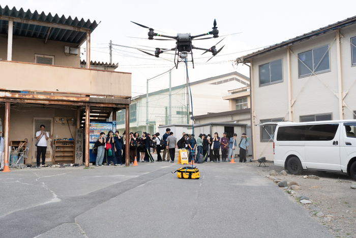 FlyCartによる物資輸送デモ（20kg）