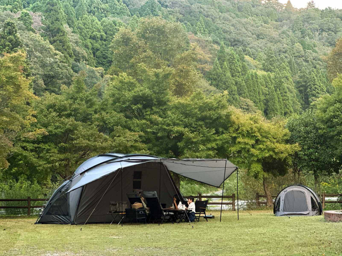 ドーム&times;タープ メリットを融合『タープ一体型ドームテント』