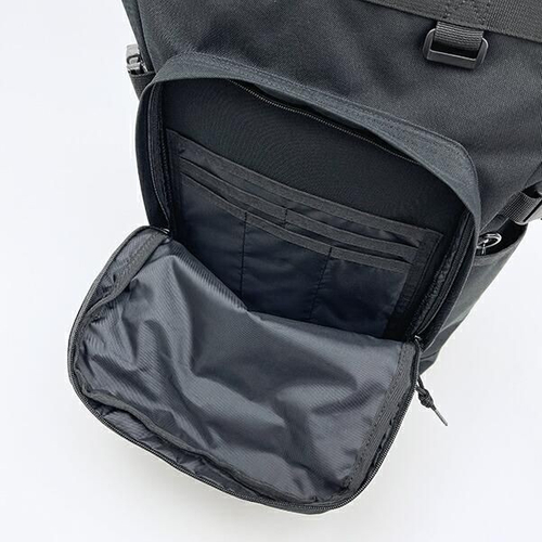 ジョー・クールの黒バッグ