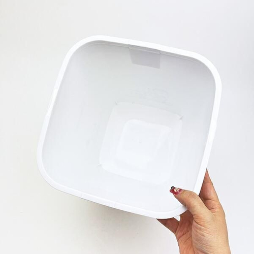 スヌーピーのシンプルなダストボックス