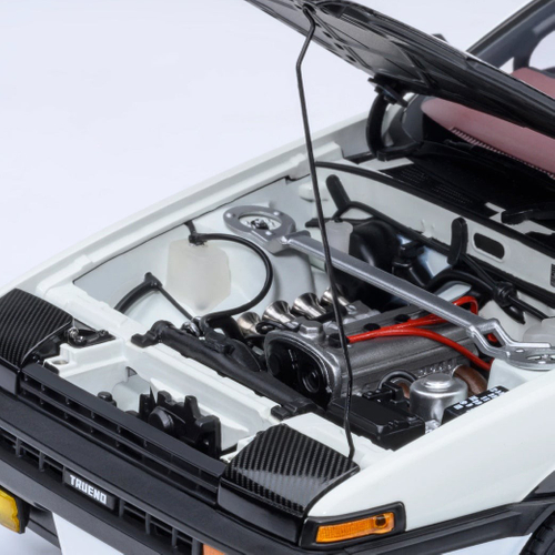 ミニカー AUTOart 1/18スケール トヨタ スプリンター トレノ (AE86) 「頭文字D」