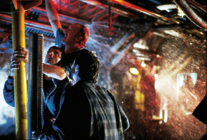 &copy; 1988 STUDIOCANAL