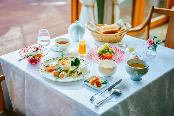 ▲ 淡路島産の厳選食材を使用したシェフ特製の朝食