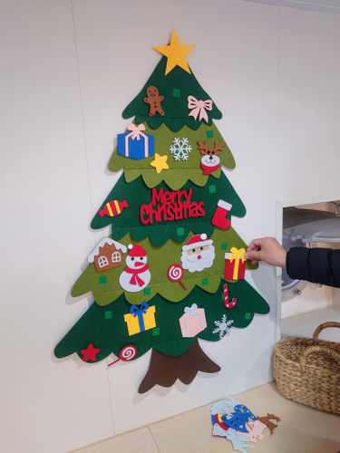 船内クリスマスツリー