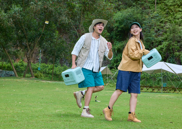 新色・ミントグリーンが映える！BLUETTI「AORA V2」シリーズ登場。