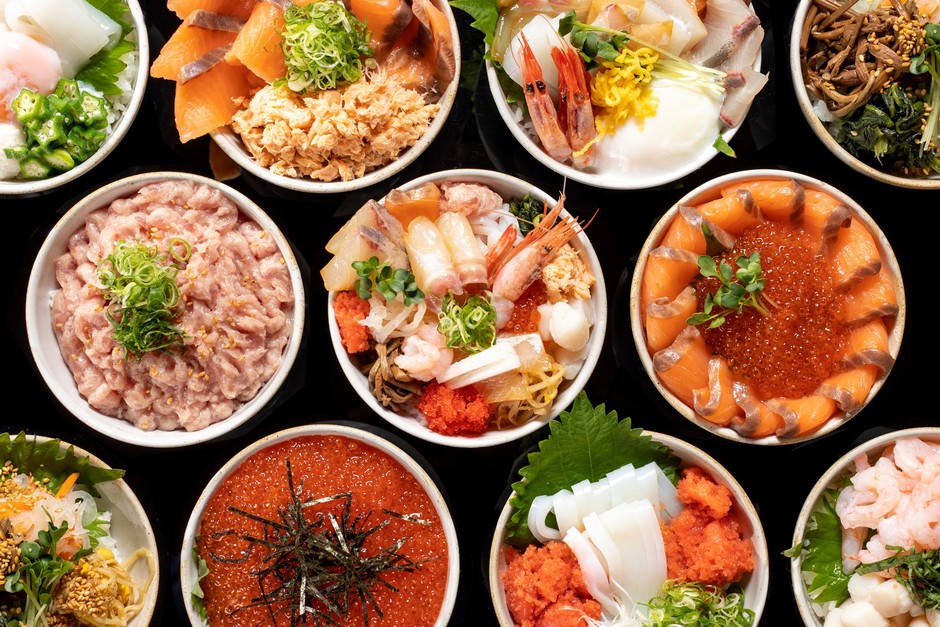 朝から海鮮丼